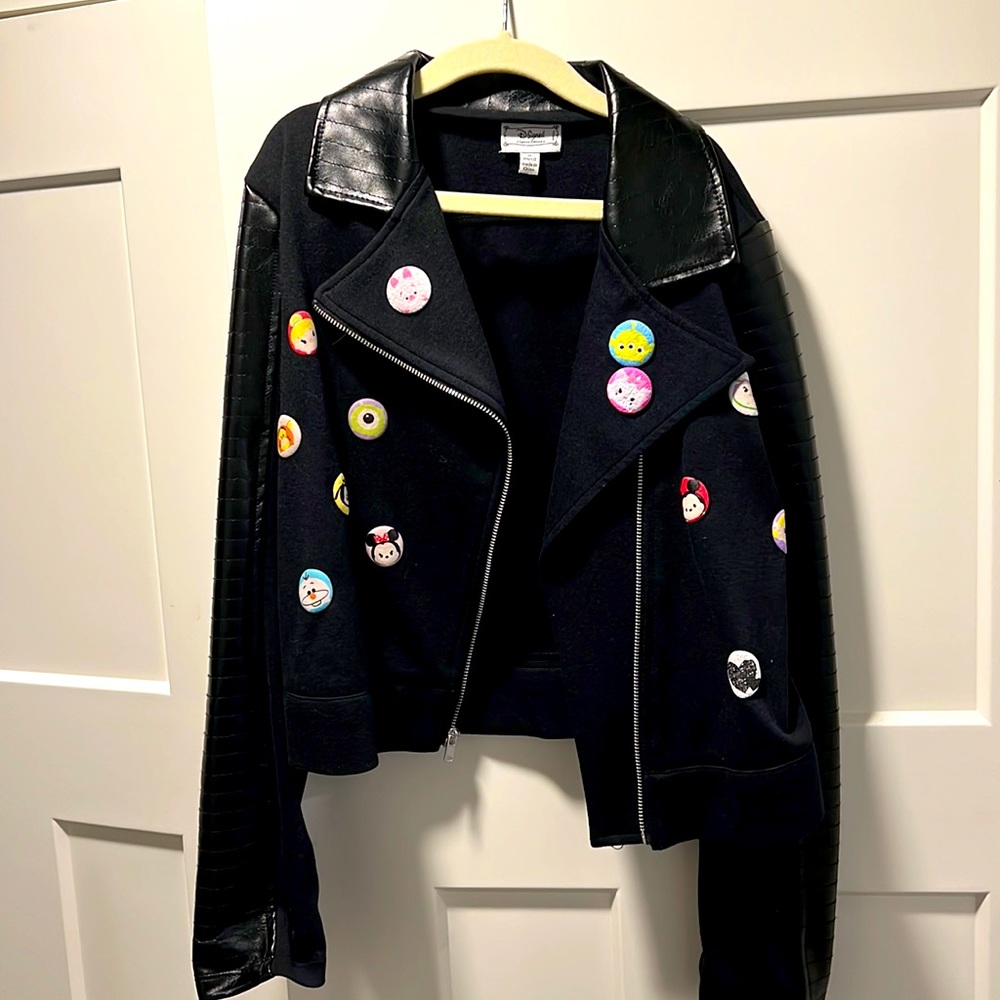 D signed jacket girls 10/12